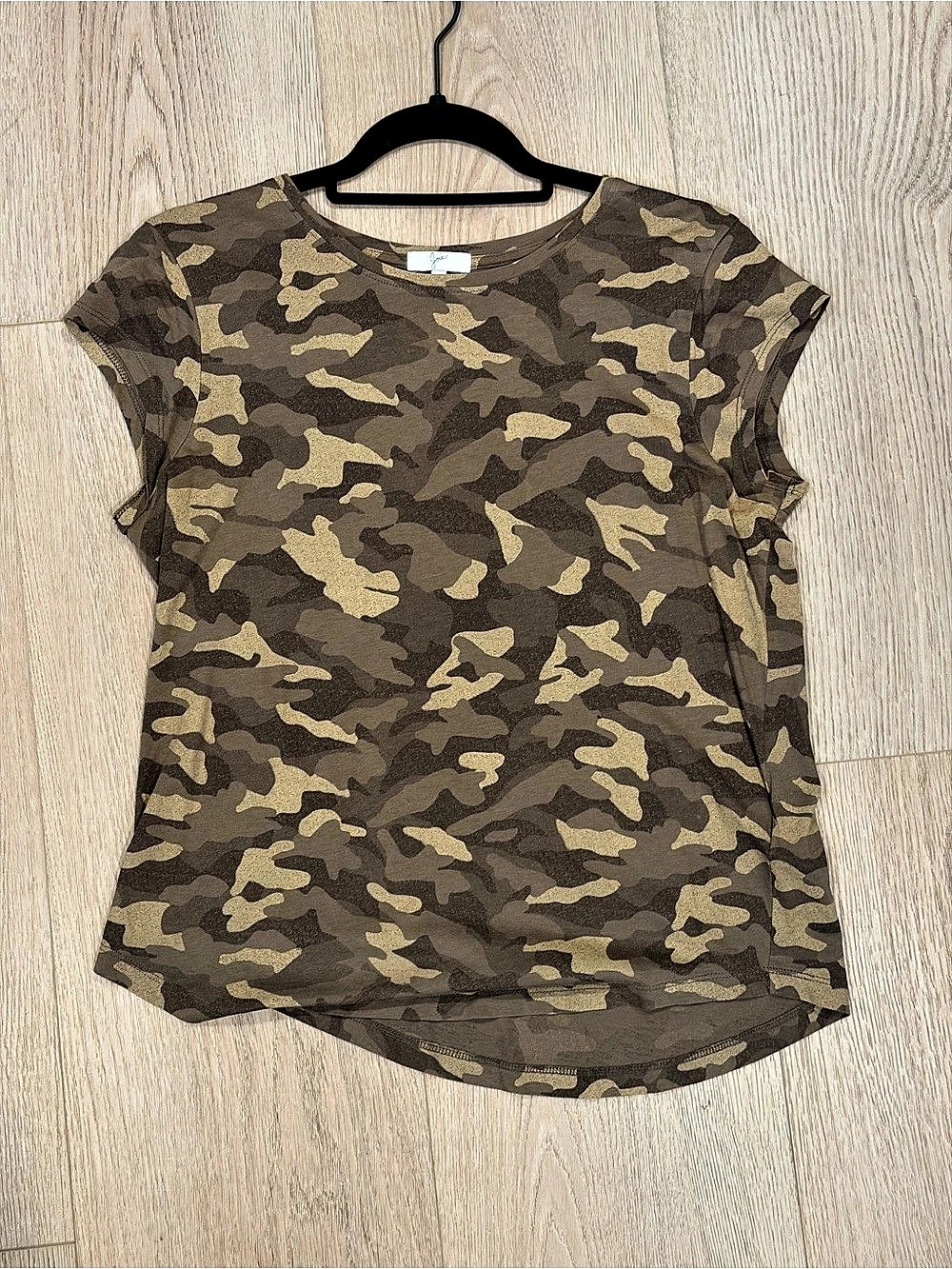 Joie Camo Short Sleeve Top in Brown & Green Like New
